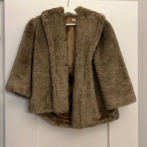 MOB WIFE TREND ALERT ‼️ Billabong faux fur Holiday Jacket